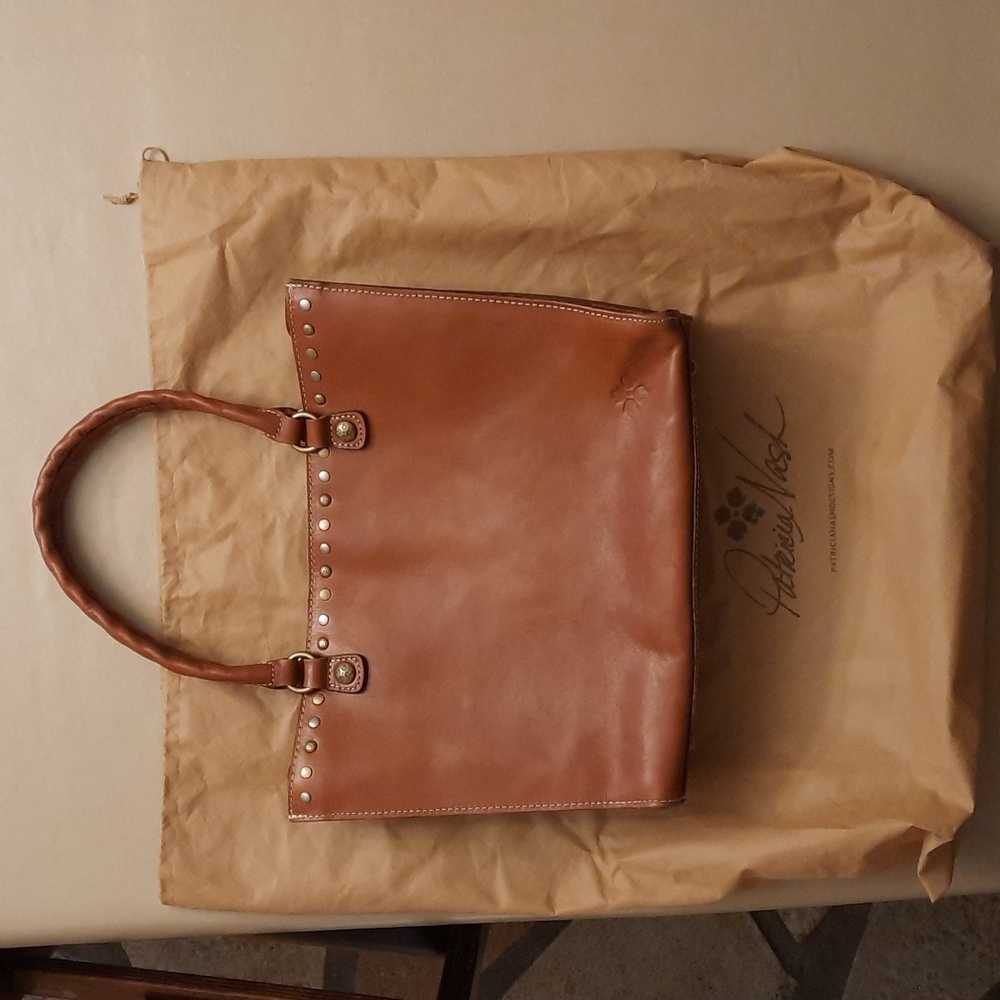 Patricia Nash Zancona Totebag apurse Leather Studded Zio EUC
